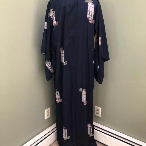 Genuine Antique Kimono from Tokyo - Picture 5 of 7